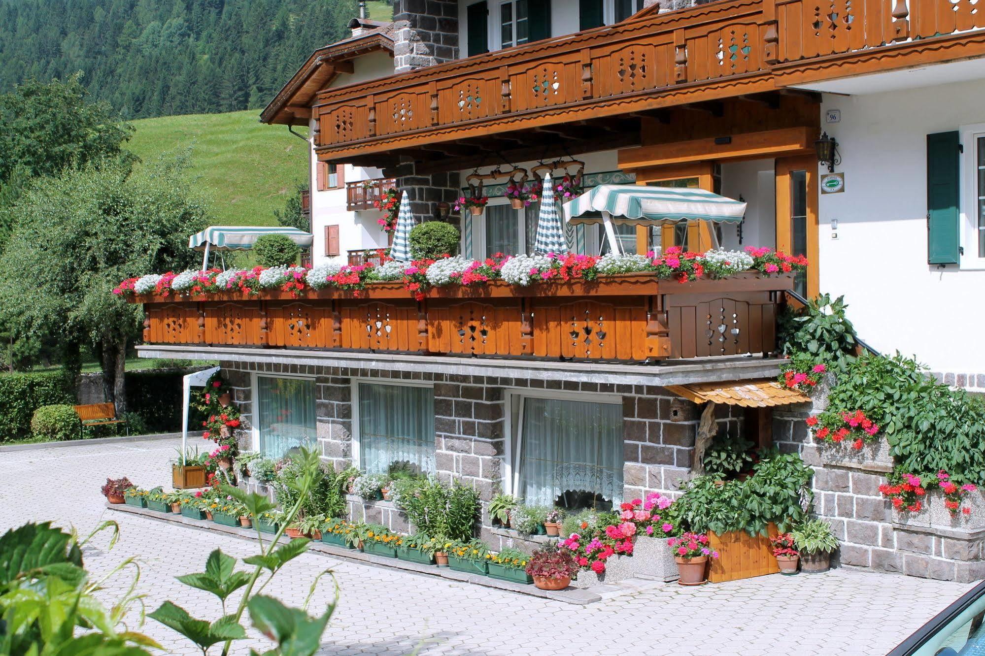Albergo Trentino Moena Ngoại thất bức ảnh