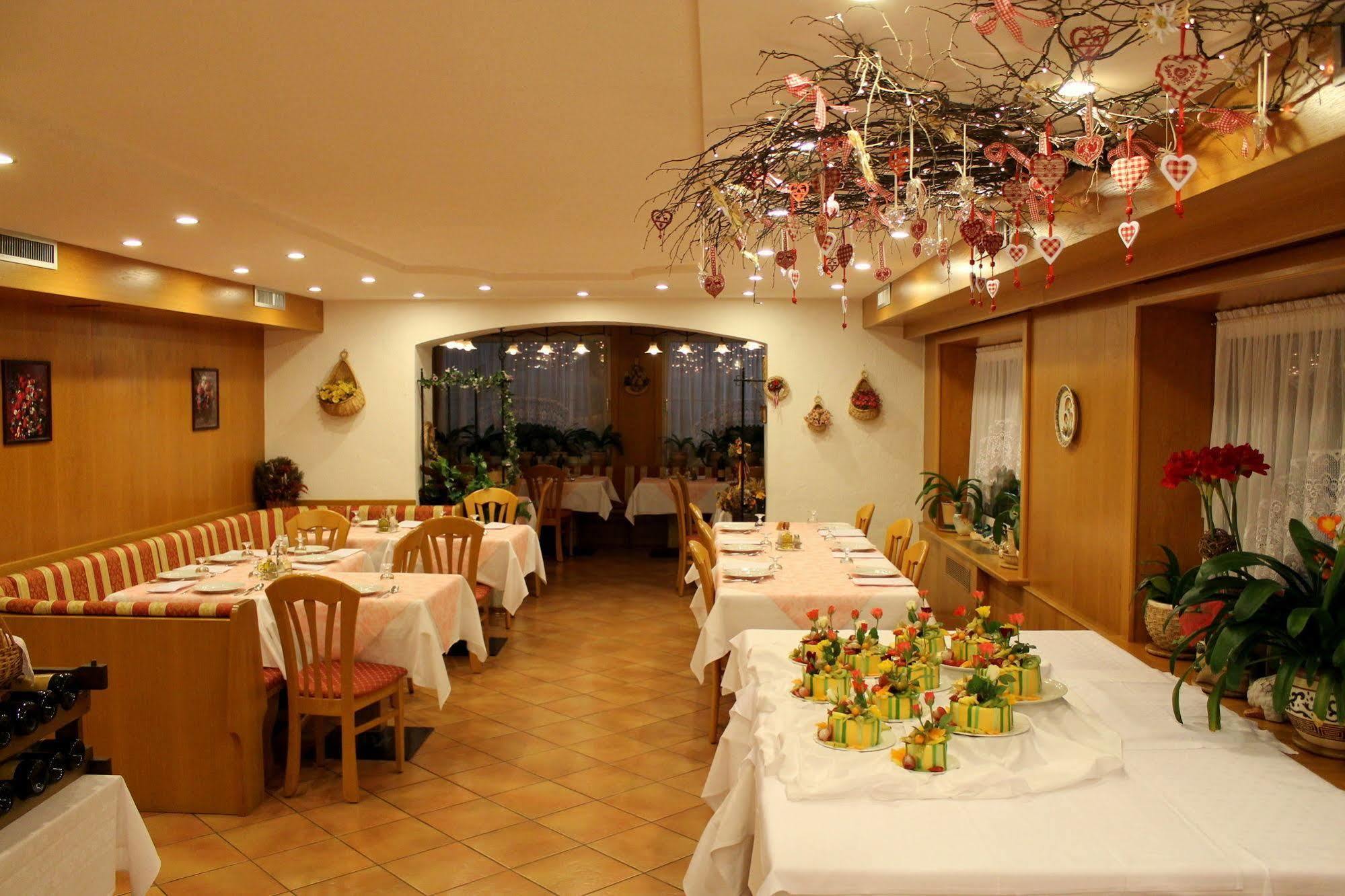 Albergo Trentino Moena Ngoại thất bức ảnh